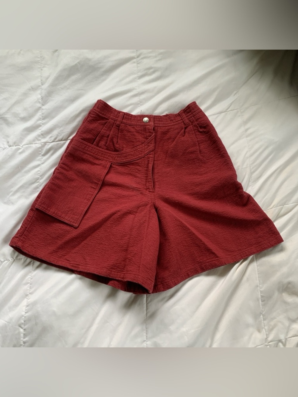 Vintage Wide-Leg Cargo Shorts - Burgundy